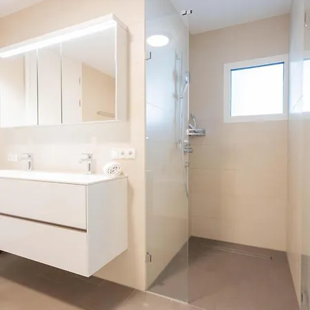 Krone Schruns, 6/7/8 *